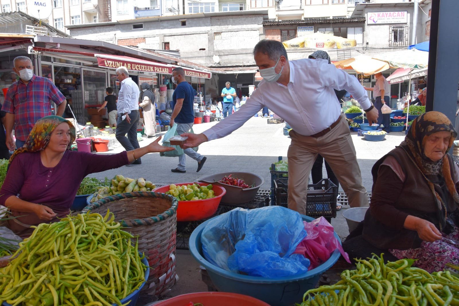 AK PARTİ, AŞURE GELENEĞİNİ SÜRDÜRDÜ