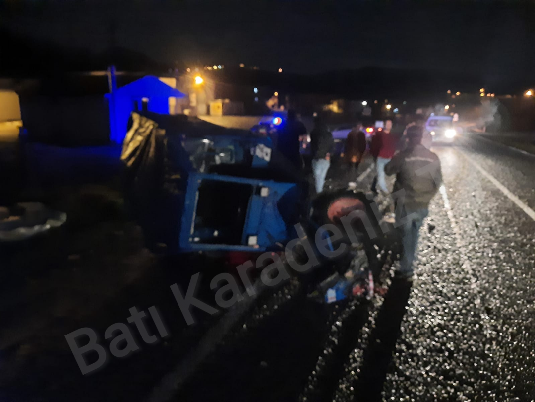 EREĞLİ’DE PATPAT DEVRİLDİ: 2 YARALI