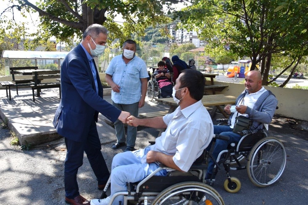BOZKURT: “ENGELLİ VATANDAŞLARIMIZIN AZİMLERİ, TAKDİRE ŞAYANDIR”