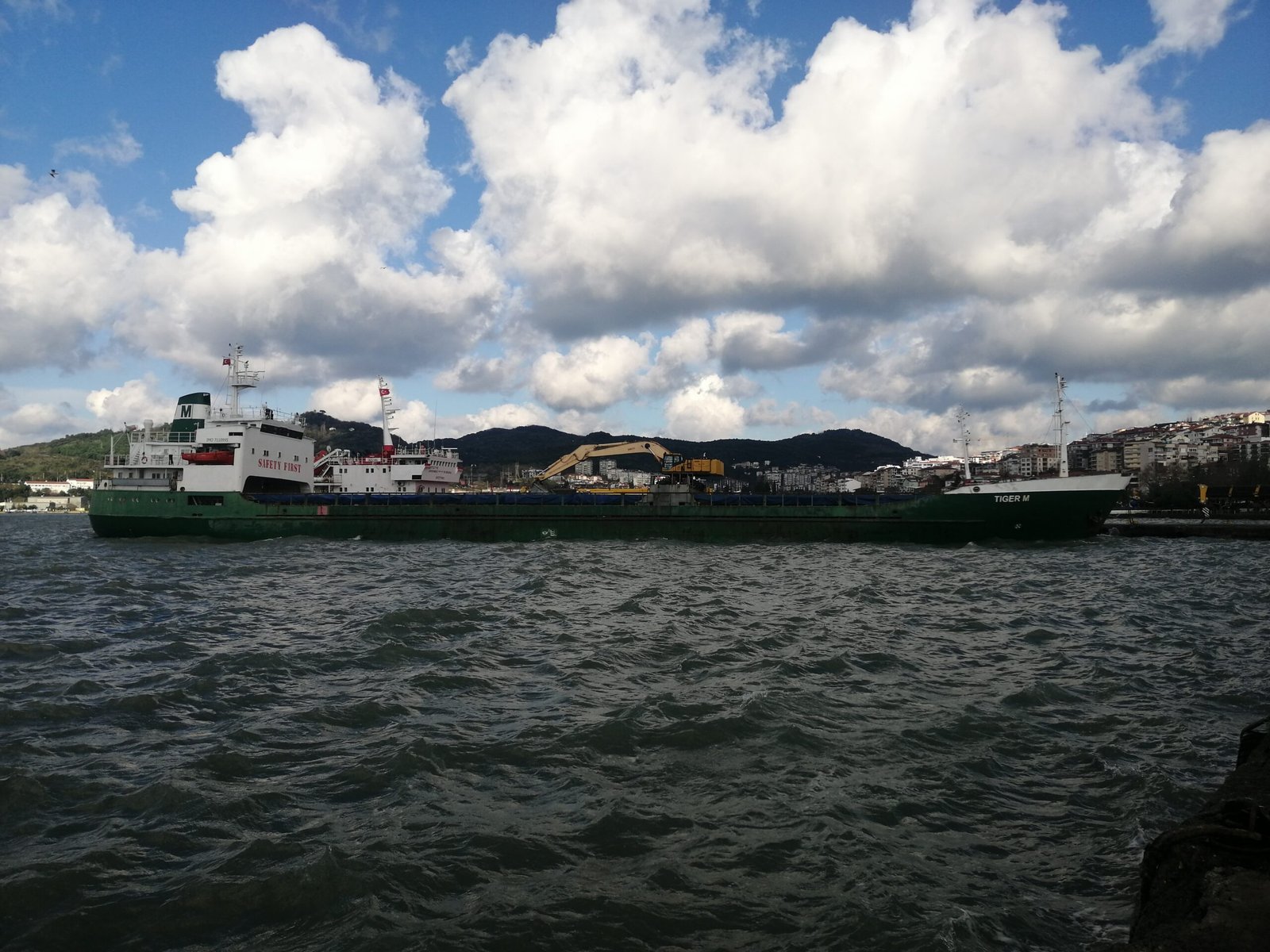 Denize Düşen Gemi Personeli Aranıyor