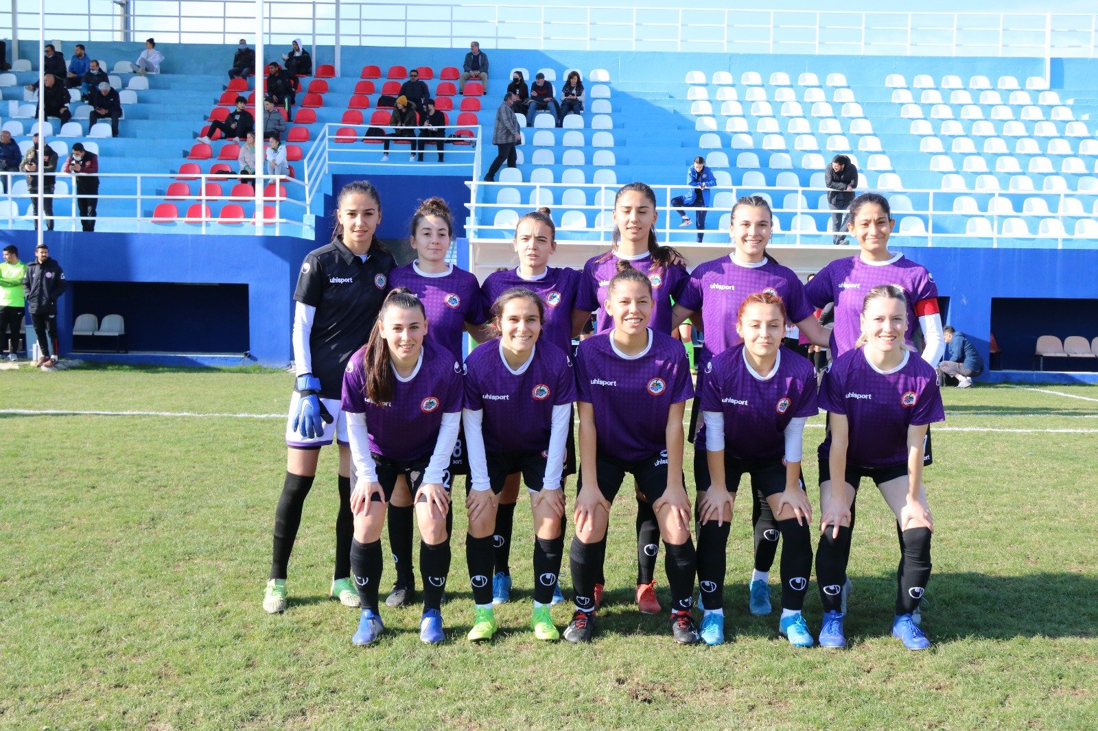 KADIN FUTBOLCULAR DİYARBAKIR DEPLASMANINDA GALİBİYET ARAYACAK