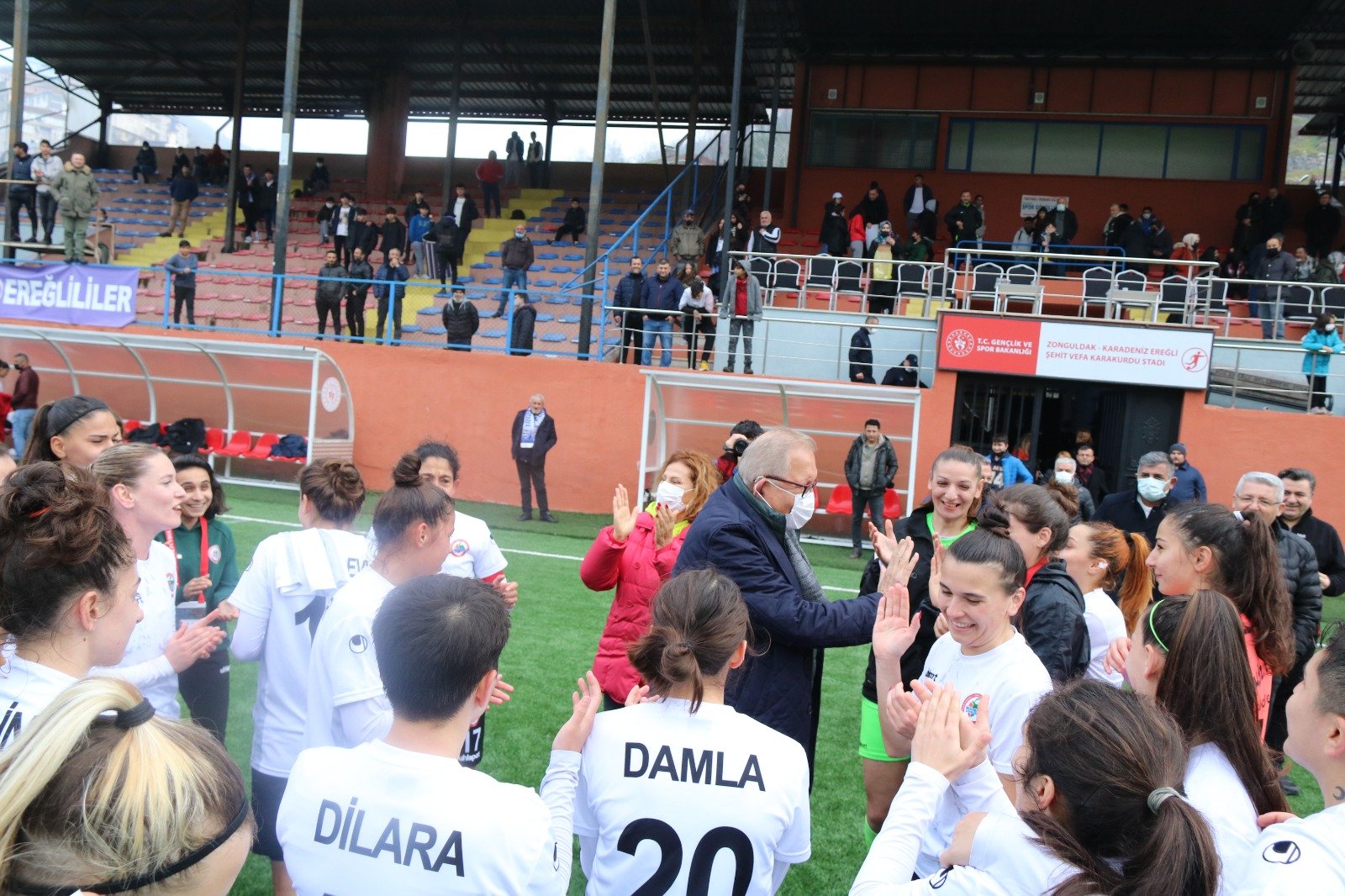 Harika futbol ve galibiyet 4-0
