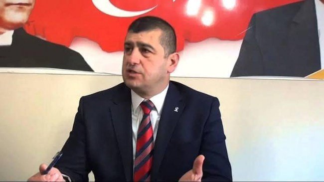 Mustafa Yavuz AK Parti İl yönetiminden istifa etti