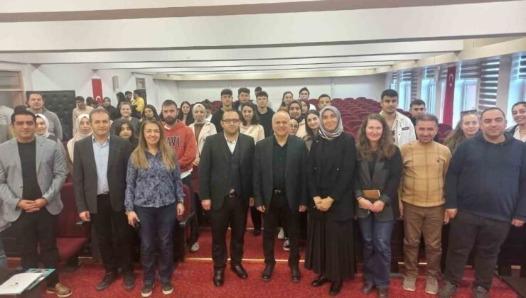 Düzce Üniversitesi’nde ‘Turizmde Yetenek Avcılığı’ Konferansı Gerçekleştirildi