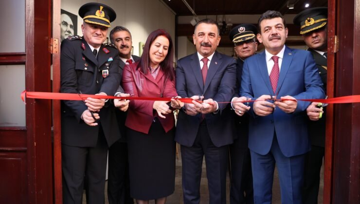 “Cumhuriyetin Yaşayan Değerleri” resim sergisi açıldı