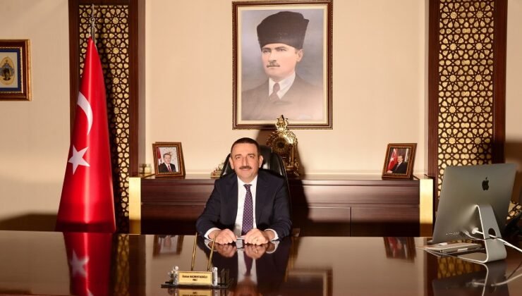 Vali Osman Hacıbektaşoğlu’ndan 29 Ekim Cumhuriyet Bayramı Mesajı