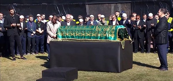 FETÖ Terör Örgütü’nün Ele Başı Fethullah Gülen, Pensilvanya’daki Çiftlikte Toprağa Verildi