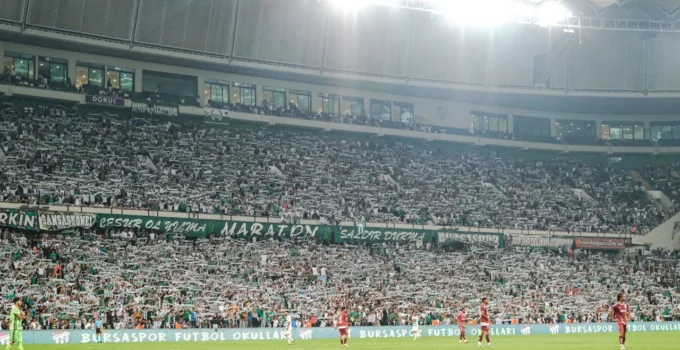 TFF 3. Lig’den Süper Lig’e Meydan Okuma: Bursaspor’un Tribün Zaferi!