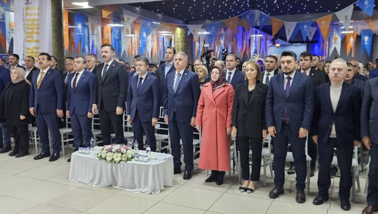 AK Parti Karadeniz Ereğli İlçe Başkanlığı Genel Kurulu Yapılıyor