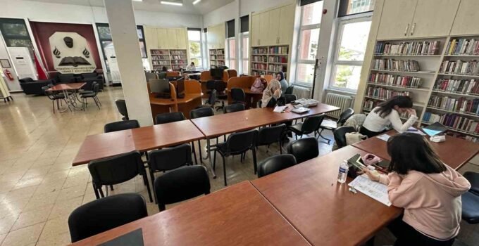 Karadeniz Ereğli’de yerel gazeteler ve kent arşivlerine yoğun ilgi
