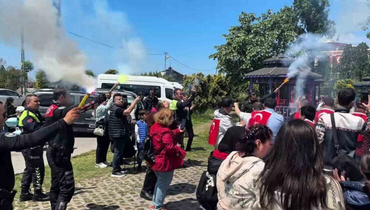 Temsili asker uğurlama konvoyu duygulandırdı