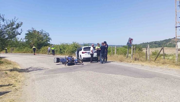 Jandarma motorize timi ile otomobil çarpıştı