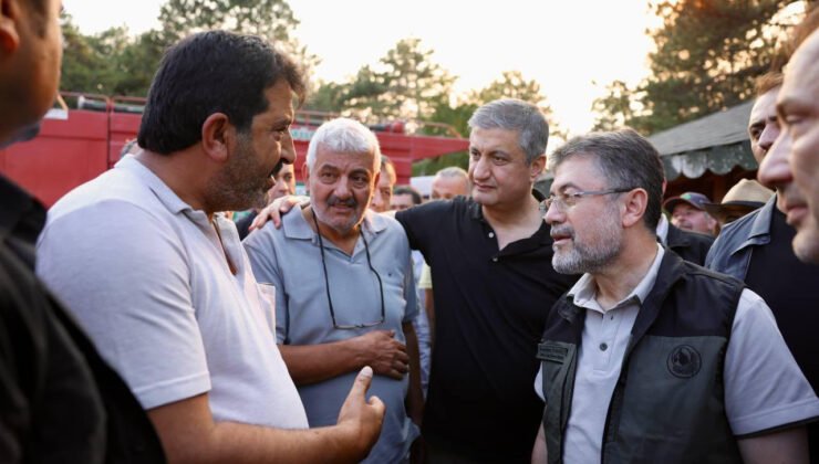 Bakan Yumaklı Karabük’te yangın bölgesinde: “Bu yangınlar da sönecek, kimsenin şüphesi olmasın”