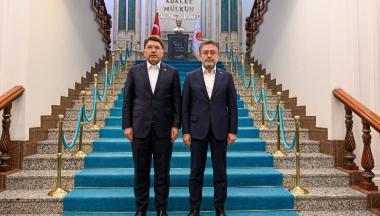 Adalet ve Tarım Bakanları orman yangınlarını görüştü