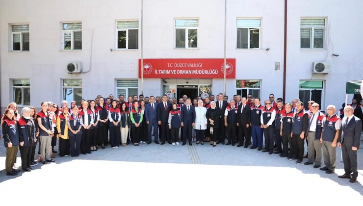 Bakan Yumaklı’dan Düzce Tarım ve Orman Müdürlüğü’ne Ziyaret