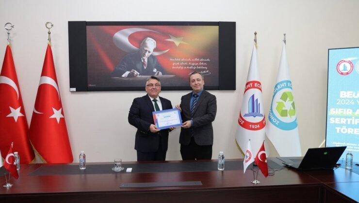 BEUN’da Sıfır Atık Kapsamında En Başarılı Birimlere Bayrak ve Sertifika Ödülü