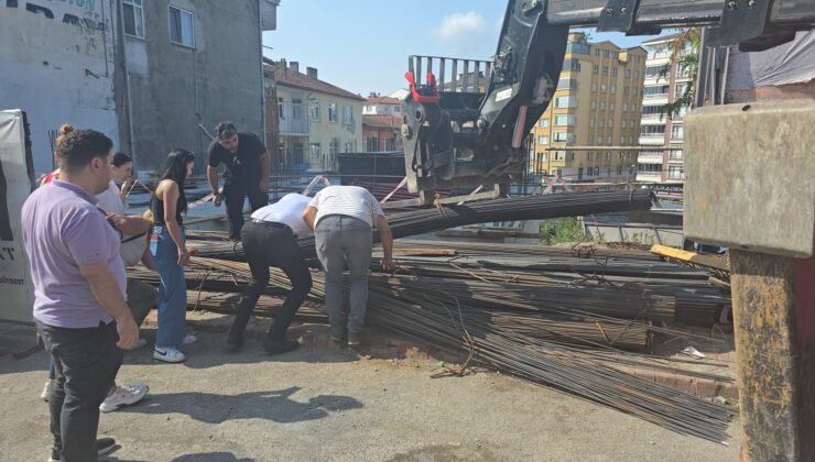 Ereğli’de nefes kesen kurtarma: Yavru kedi hayata tutundu