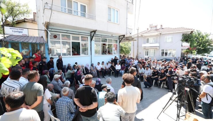 Gölcük köyünde 6 bina yıkıldı, can kaybı yaşanmadı