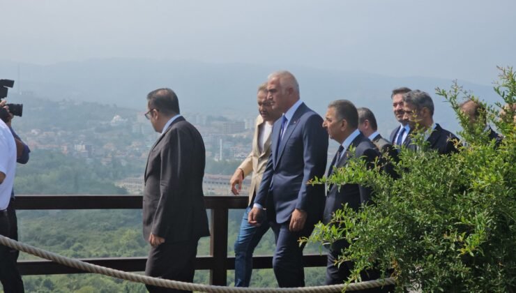 Kültür Bakanı Ersoy, Filyos Antik Kenti’nde İncelemelerde Bulundu