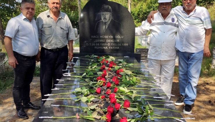 Şemsi Denizer, kabri başında anıldı
