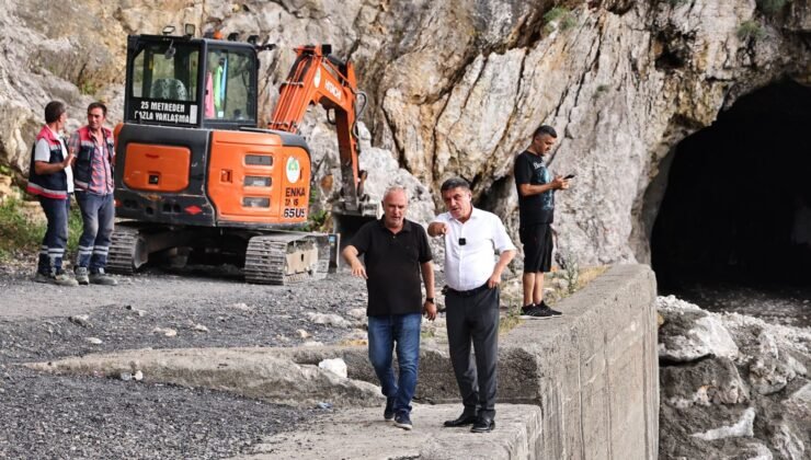 Zonguldak’ta Liman Caddesi’nde Çevre Düzenleme Çalışmaları Sürüyor