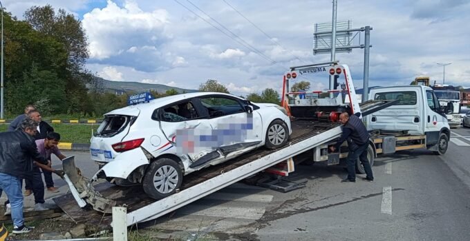 Işık ihlali kazaya neden oldu: 3 yaralı