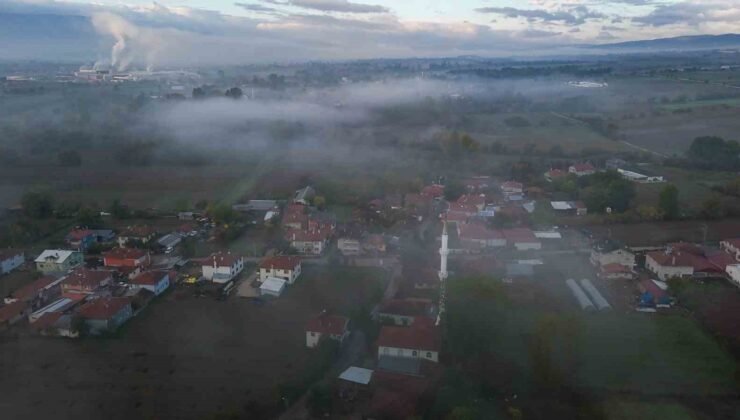 Bolu’da sis denizi kartpostallık manzaralar oluşturdu