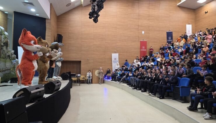 Akıllı Tavşan Momo, Zonguldak’ta çocuklara orman sevgisini aşıladı