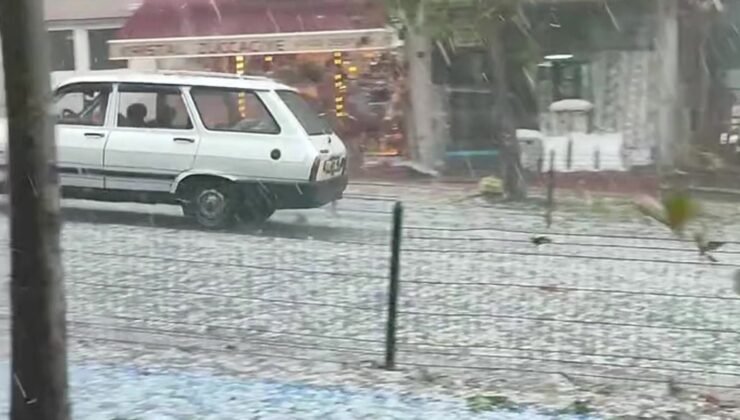 Çaycuma’da ceviz büyüklüğünde dolu yağdı