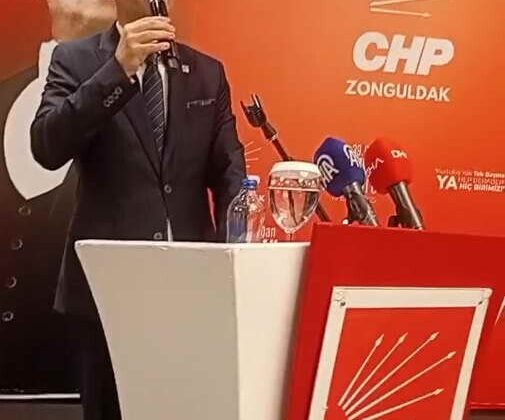 CHP İl Başkanlığı kongresinde 2 aday