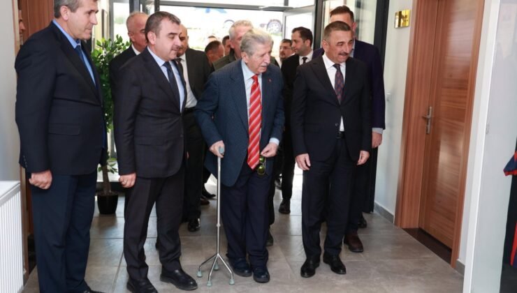 Cumhurbaşkanlığı YİK Üyesi Köksal Toptan Zonguldak’ta