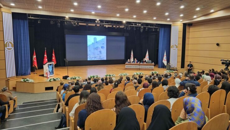 Gazzeli hemşire: “Gazze’de çocuklar hayatta kalmak için savaşıyor”