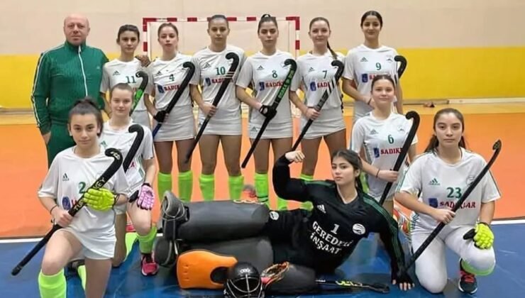 Kozlu Spor Hokey Takımı, Avrupa Şampiyonluğu İçin Meclisten Destek İstedi