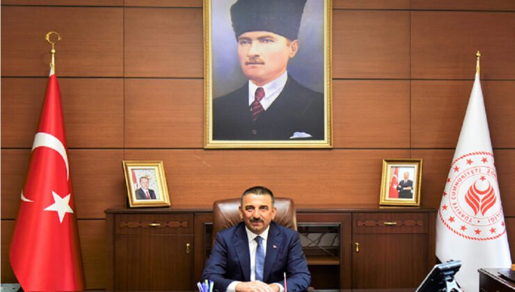 Zonguldak Valisi Hacıbektaşoğlu’ndan 29 Ekim mesajı: “Cumhuriyet, yeniden doğuşun simgesidir”