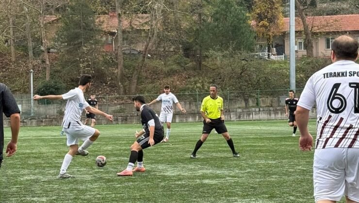 Karaelmas Terakki’ye gol oldu yağdı