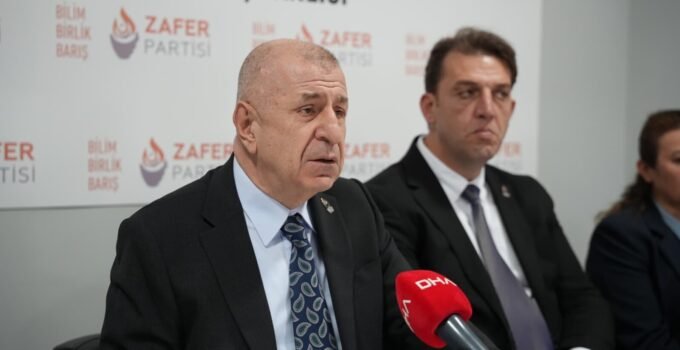 Özdağ, “İmralı’ya gittiğiniz zaman, Öcalan’ın pis elini sıkacak mısınız? Abdullah bey mi diyeceksiniz?”