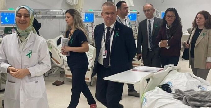 Sağlık çalışanlarından umuda yeşil bir dokunuş