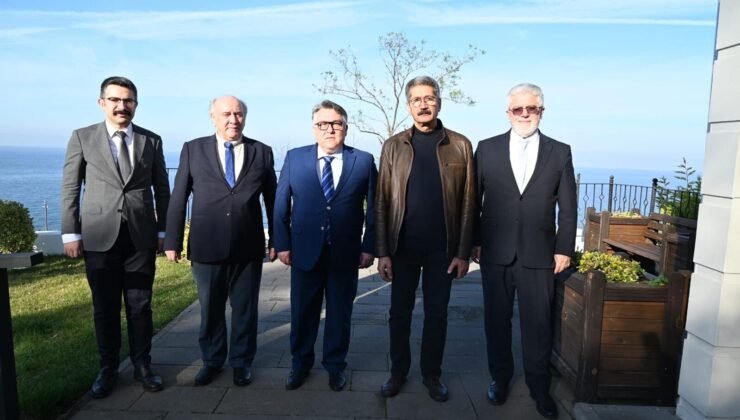 Bayrak Şairi Arif Nihat Asya Vefatının 50. Yılında BEUN’da Anıldı