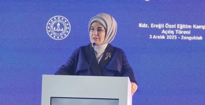 Emine Erdoğan Zonguldak’ta Konuştu: “Engellilik Kavramını İnsanları Bölen Bir Etiket Olarak Görmüyoruz”