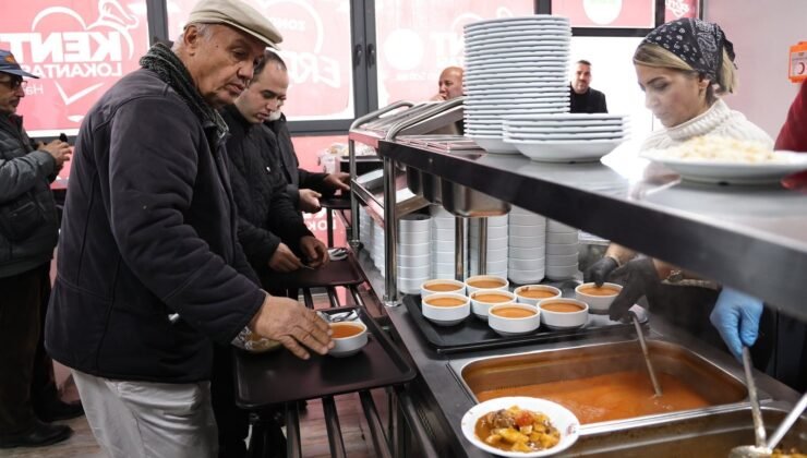 Kent Lokantası’nda merhum Durbay ve Aytaç hayrına yemek ikramı