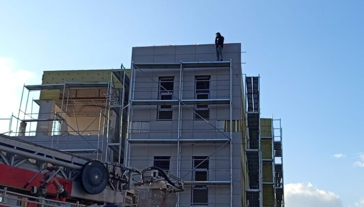 Alacağını alamadığı iddiasıyla intihara kalkışan işçi güçlükle ikna edildi