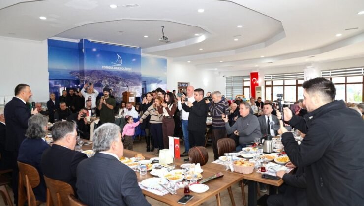 Rektör Özölçer, Gazeteciler Günü’nde Basın Mensuplarıyla Buluştu