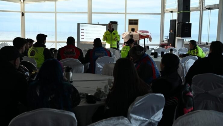 Zonguldak Emniyeti’nden Motokuryelere “Trafik Güvenliği” Eğitimi