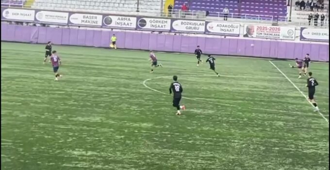 55 metreden gol atan Ahmet Kefeli, “Top önüme düştüğünde ilk yaptığım kaleye bakmak oldu”