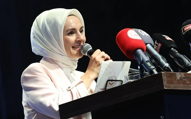 Bakan Göktaş'Tan Budapeşte’de “Aile Odaklı Zirve”De Önemli Mesajlar