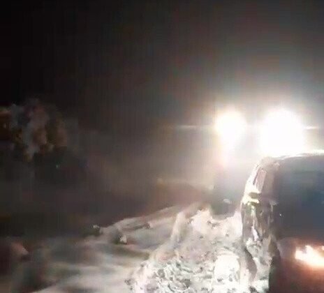 Alaplı’da yayla turu kabusa döndü: Karda mahsur kalan 2 kişiyi ekipler kurtardı