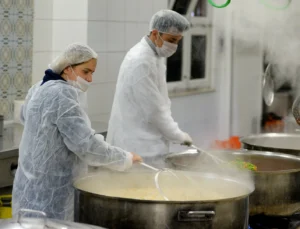 Antalya Muratpaşa’da Ramazan Bereketi Paylaşıldı