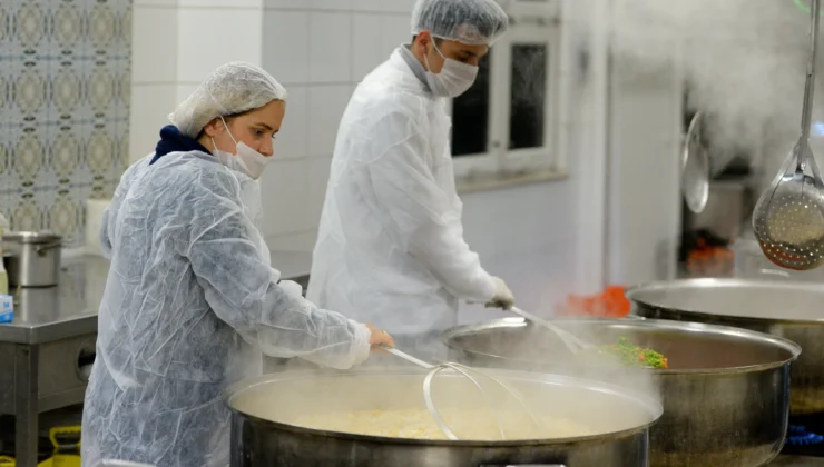 Antalya Muratpaşa’da Ramazan Bereketi Paylaşıldı