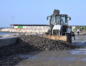 Balıkesir Büyükşehir’den Körfez’de Tam Kadro Müdahale
