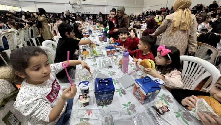 Belediyeden Çocuklara Özel Tekne Orucu Iftarı